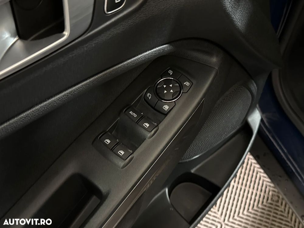 Ford EcoSport - 15