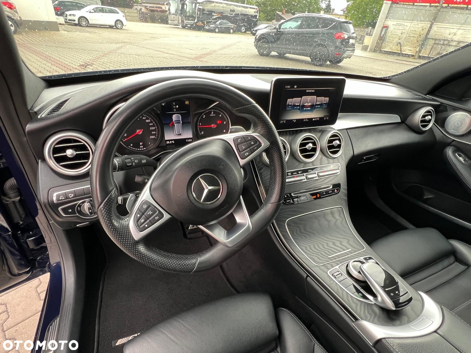Mercedes-Benz Klasa C 250 d 4Matic T 9G-TRONIC AMG Line - 14