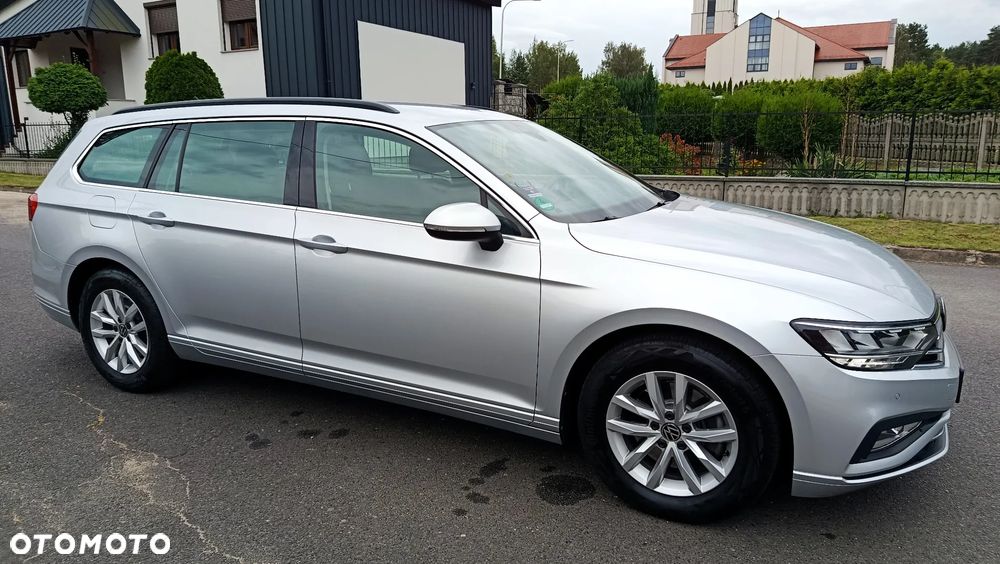 Volkswagen Passat 2.0 TDI SCR DSG - 24