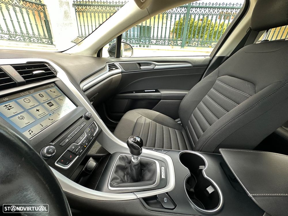 Ford Mondeo SW 1.5 TDCi Titanium - 9