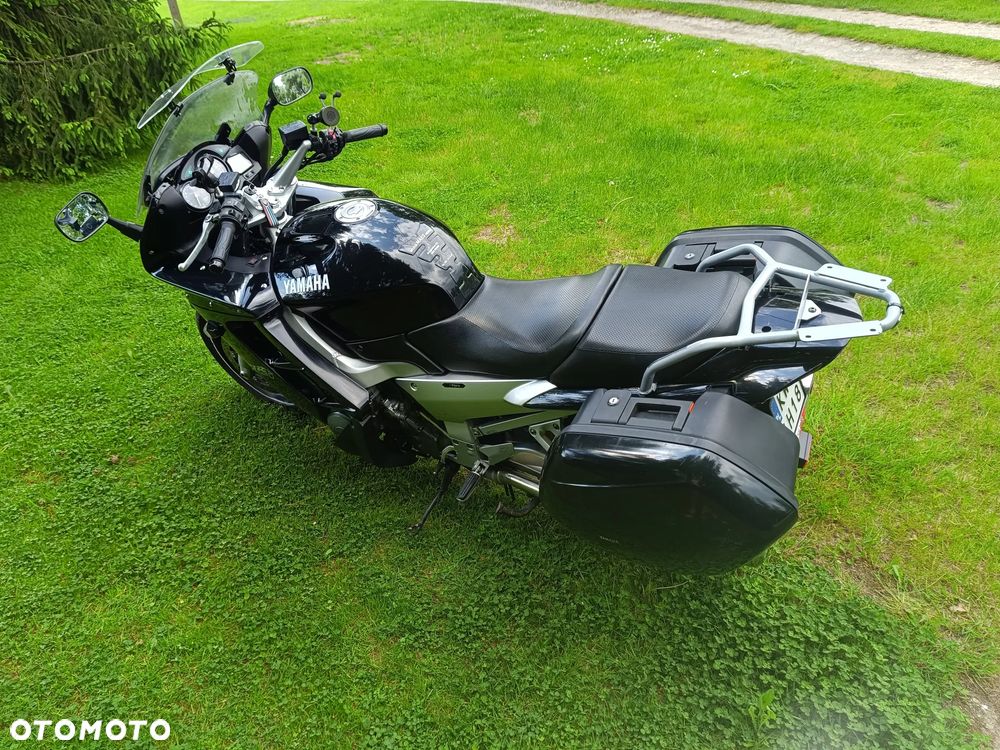 Yamaha FJR - 11