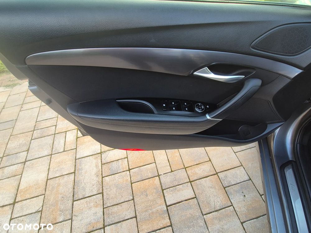 Hyundai i40 Kombi 1.7 CRDi DCT Premium - 18