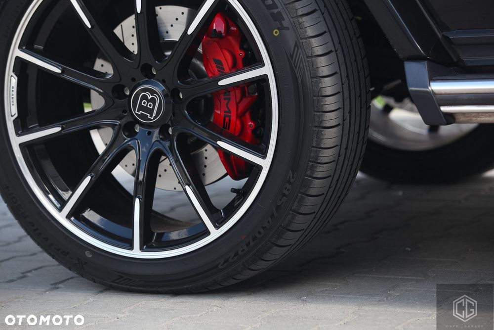 Mercedes-Benz Klasa G 63 AMG L - 12