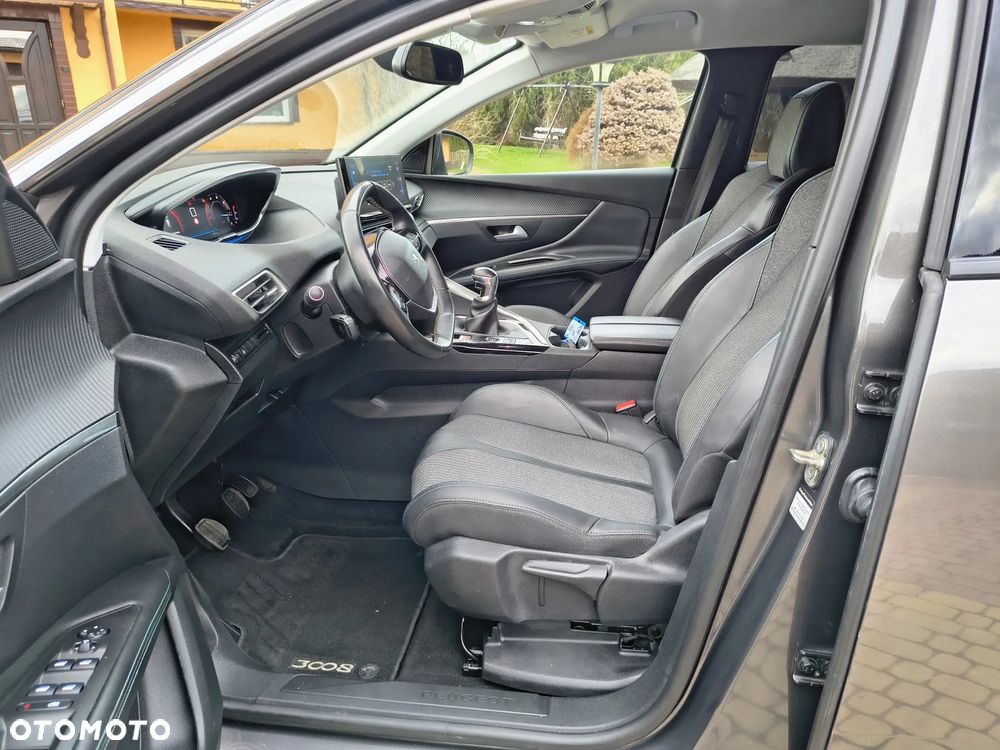 Peugeot 3008 BlueHDi 130 Stop & Start Allure - 11