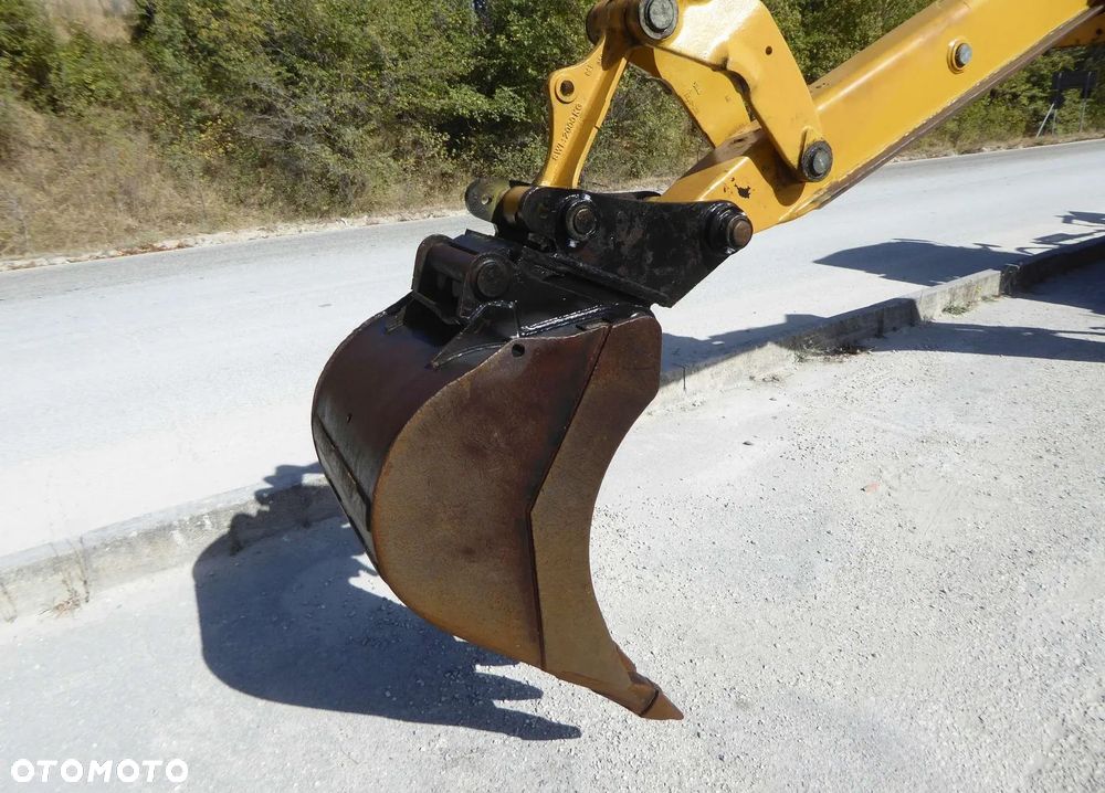 Caterpillar 432 F2 4-cylindrowy - 18