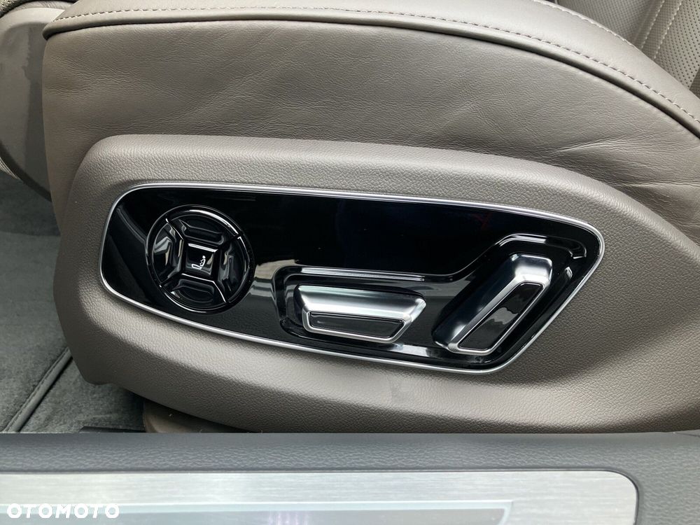Audi A8 60 TFSI e Quattro Tiptronic - 13