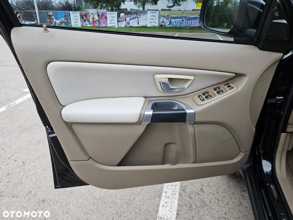 Volvo XC 90 D5 AWD Executive - 27
