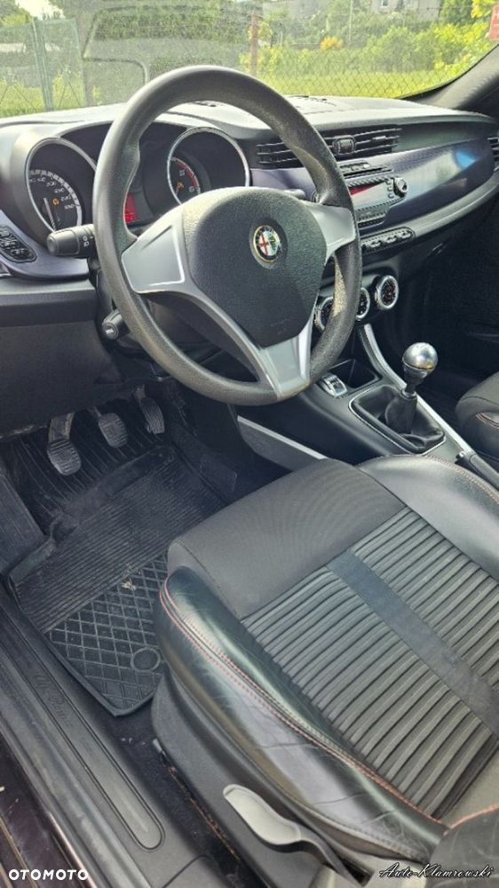 Alfa Romeo Giulietta - 8