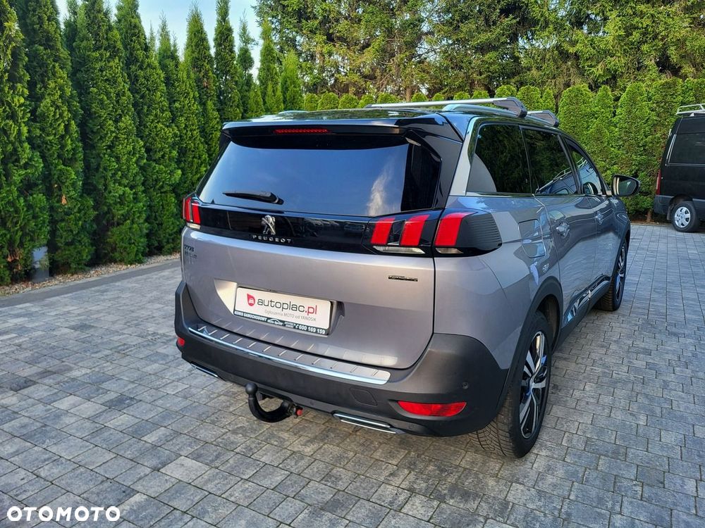 Peugeot 5008 - 9