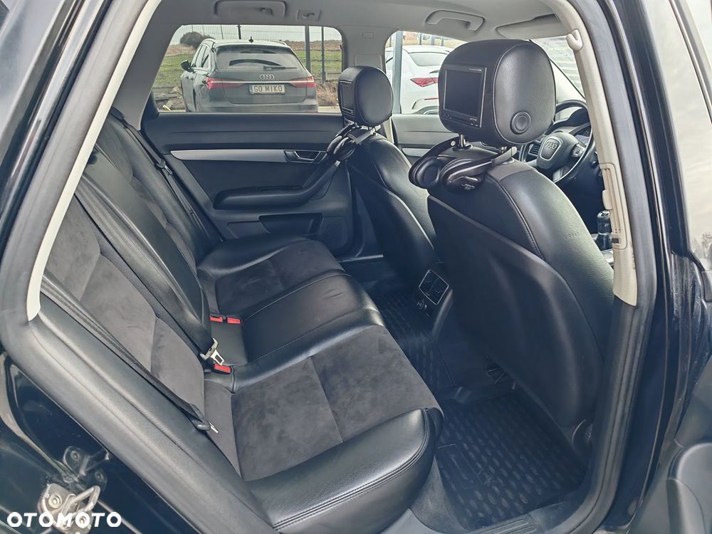 Audi A6 Avant 2.4 - 9