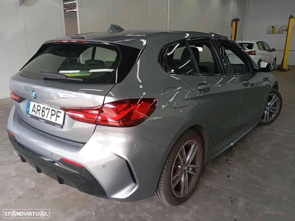 BMW 116 d Corporate Edition M - 3