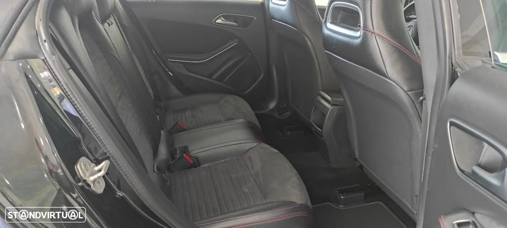 Mercedes-Benz CLA 180 d Shooting Brake AMG Line - 22