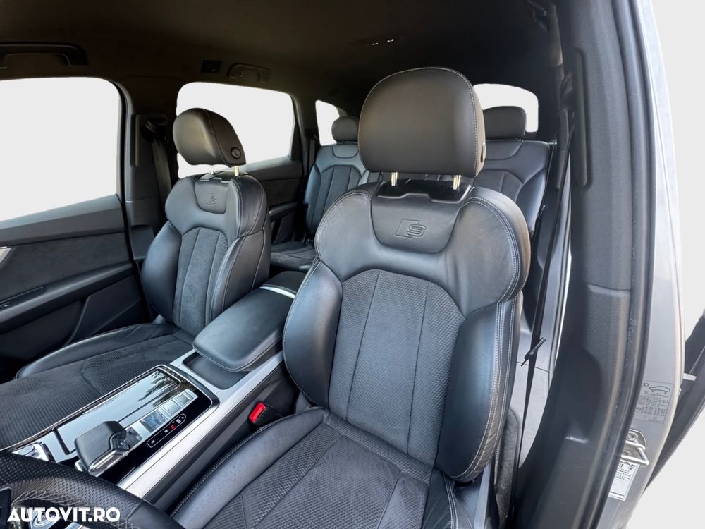 Audi Q7 55 TFSI e quattro tiptronic S line - 4