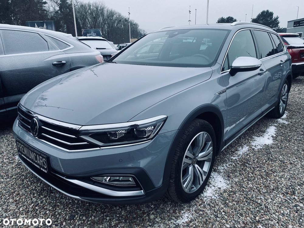 Volkswagen Passat Alltrack 2.0 TDI SCR DSG 4Motion - 3