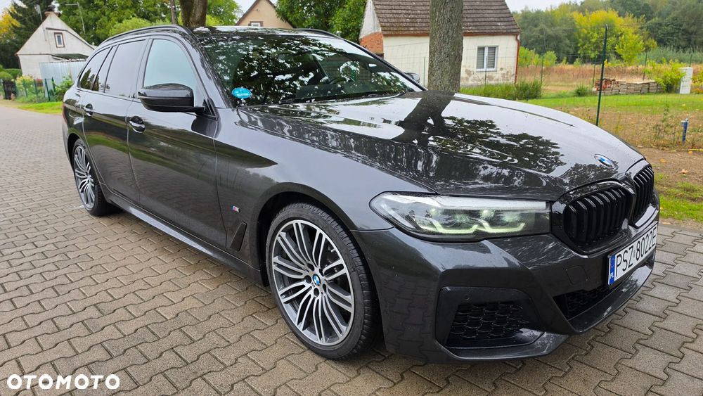 BMW Seria 5 520d xDrive mHEV M Sport sport - 2
