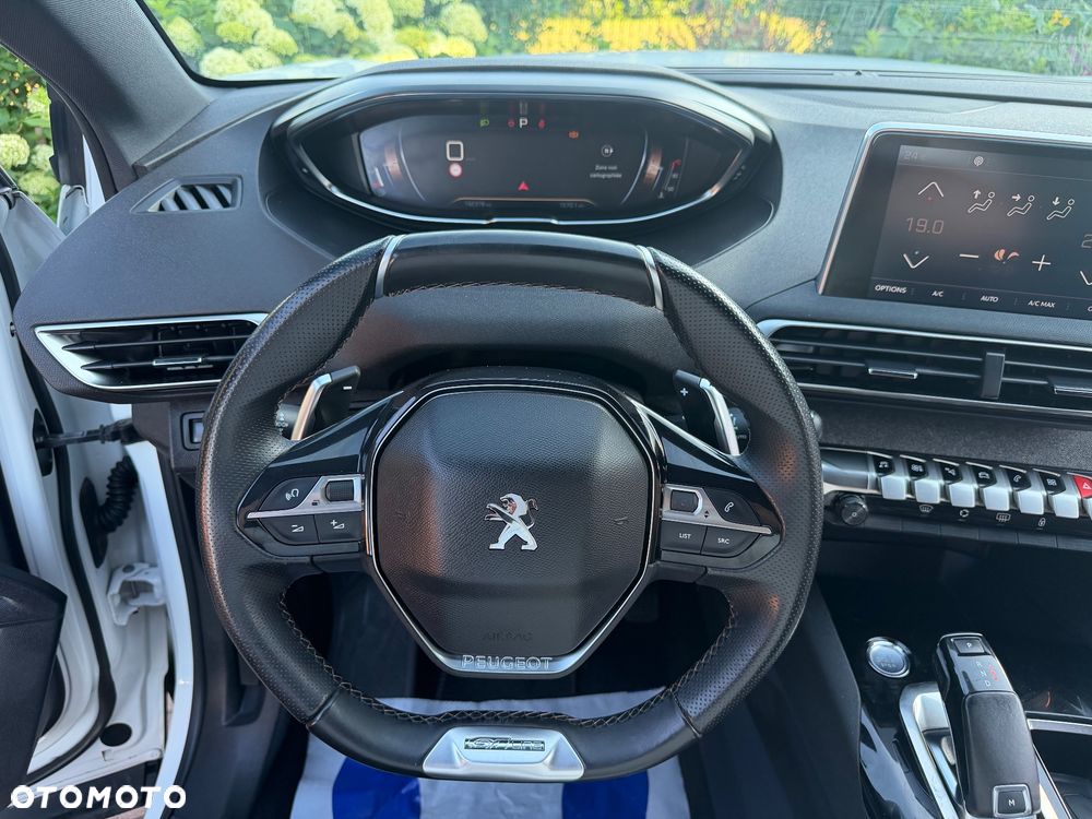 Peugeot 3008 1.5 BlueHDi GT S&S EAT8 - 33