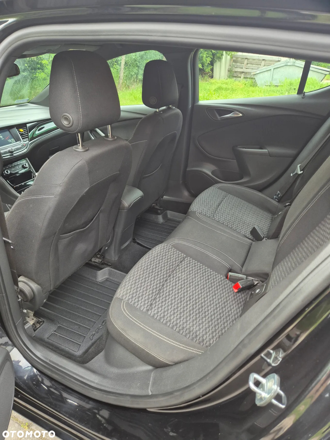 Opel Astra V 1.4 T Dynamic - 11