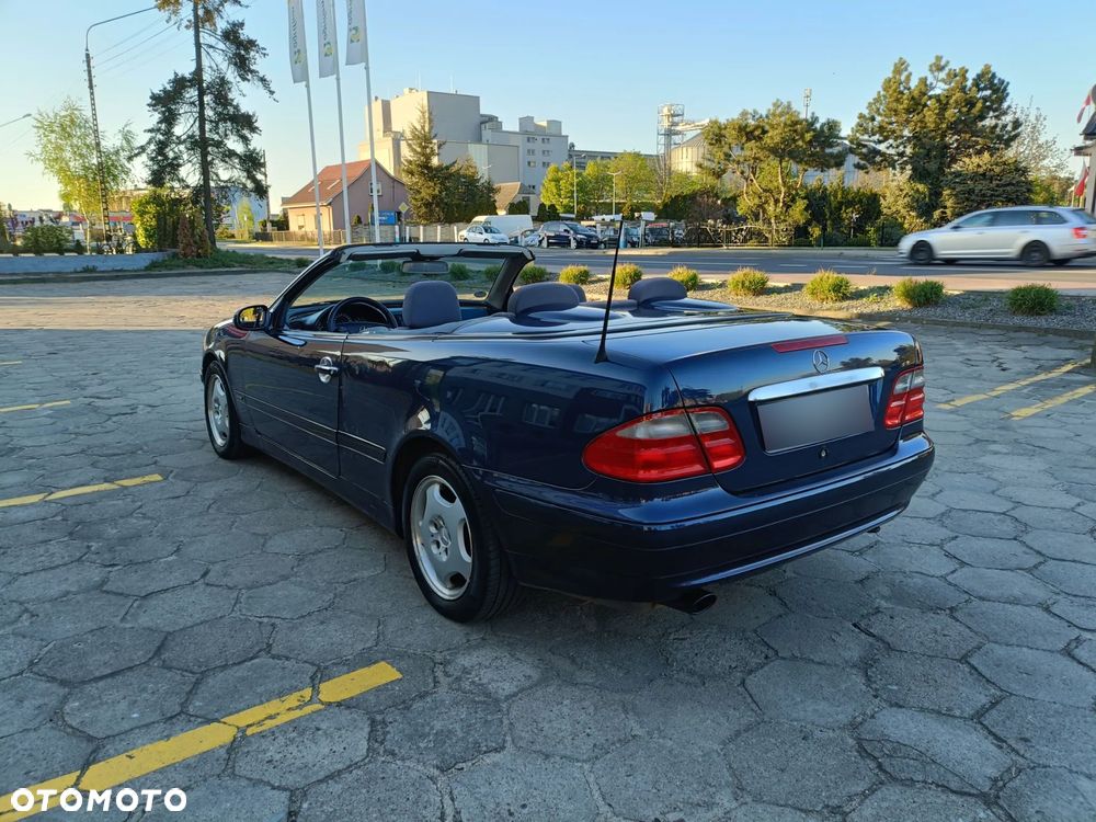 Mercedes-Benz CLK 200 - 3