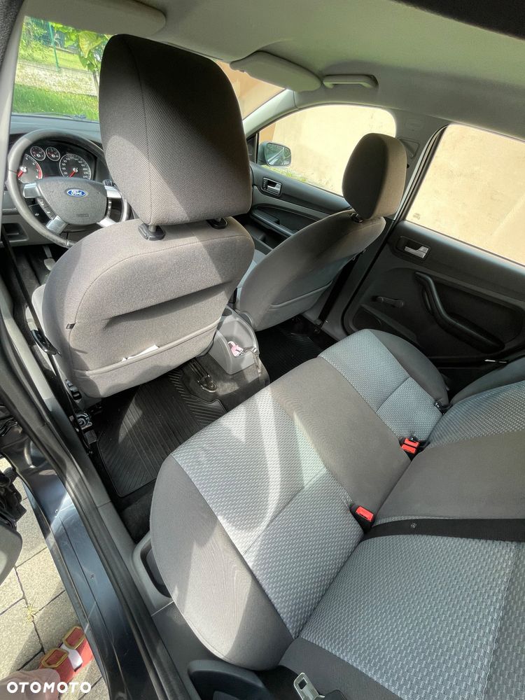 Ford Focus - 14