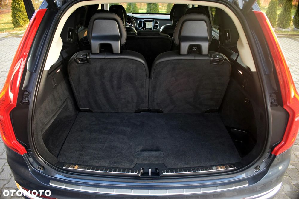 Volvo XC 90 T8 AWD Plug-In Hybrid Inscription 7os - 17