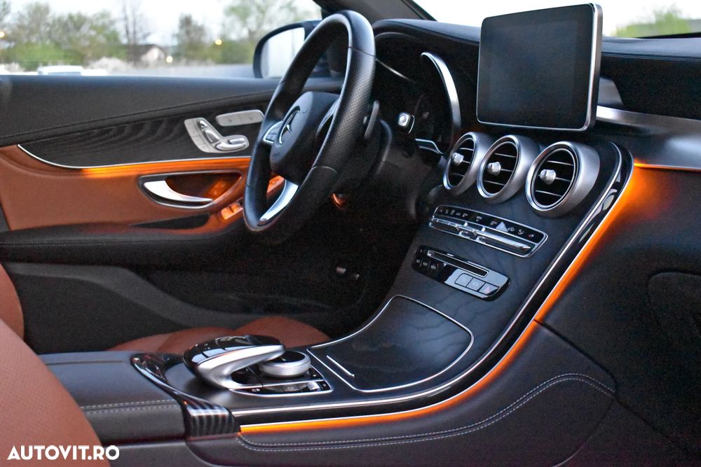 Mercedes-Benz GLC 250 d 4MATIC 9G-TRONIC Exclusive - 33