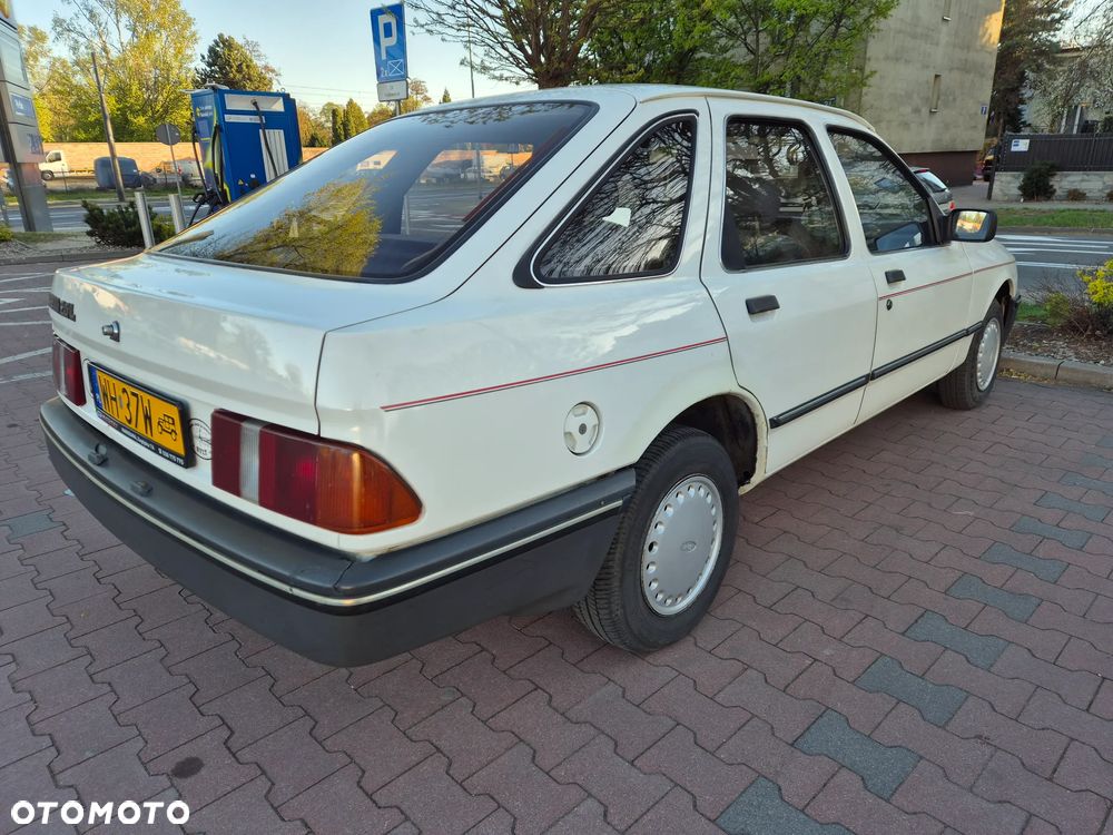 Ford Sierra - 13