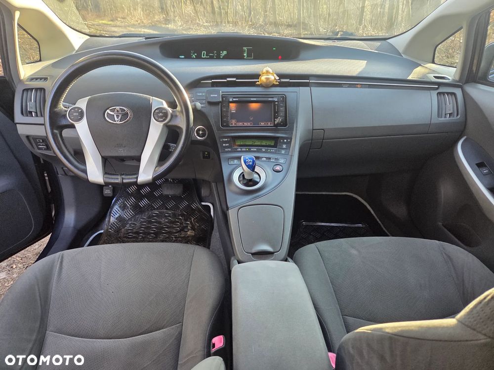 Toyota Prius 1.8 HSD Sol - 7