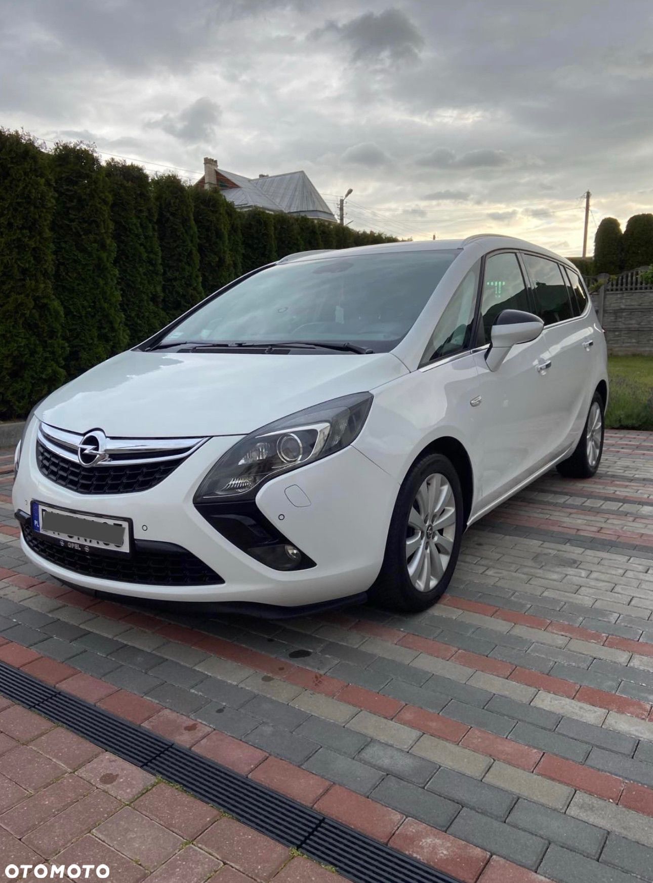 Opel Zafira 2.0 CDTI Cosmo - 1