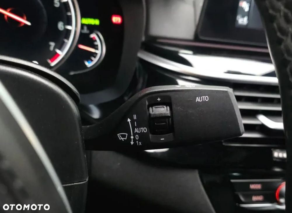 BMW Seria 5 530i xDrive M Sport Edition - 21