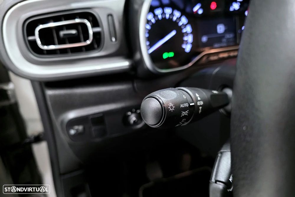 Citroën C3 Pure Tech S&S Saint James - 19