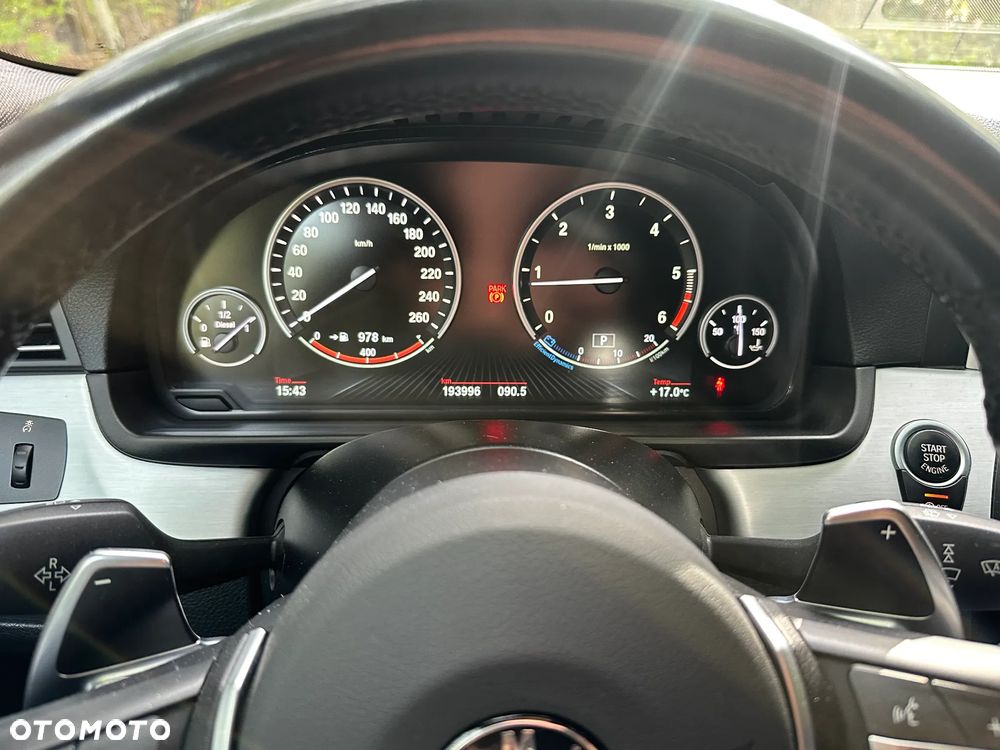 BMW Seria 5 525d Touring Luxury Line - 10