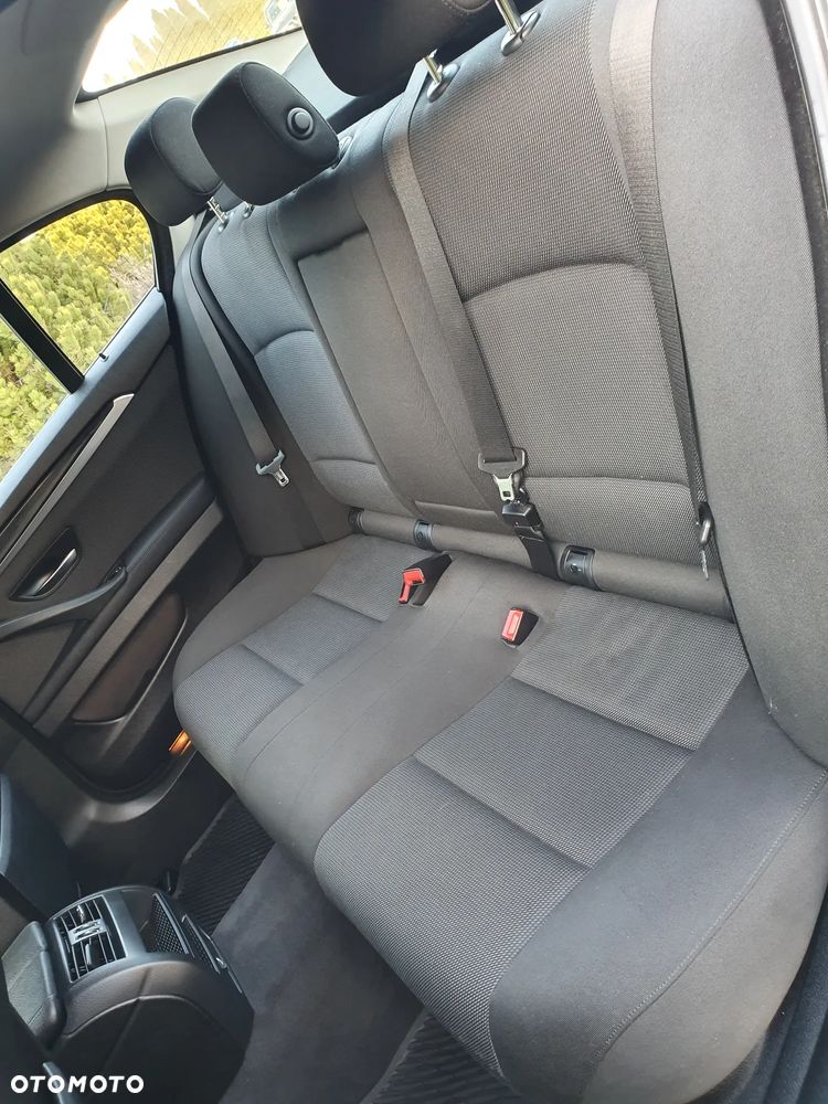 BMW Seria 5 520d Sport-Aut - 23