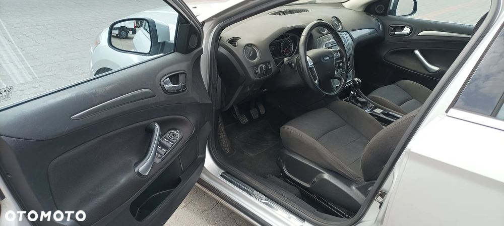 Ford Mondeo 2.0 TDCi Titanium - 7