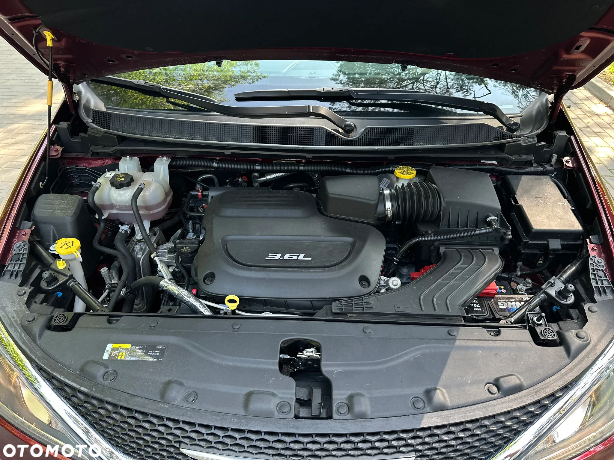 Chrysler Pacifica - 25