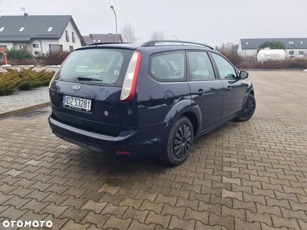 Ford Focus 1.4 16V Ambiente - 4