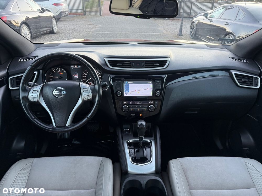 Nissan Qashqai 1.6 DCi Tekna Xtronic - 17