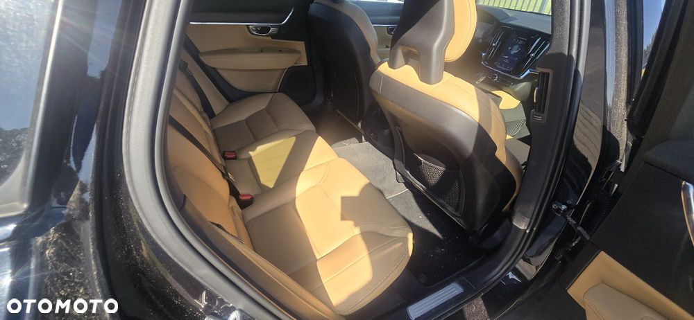 Volvo V90 T6 AWD Geartronic Momentum - 11
