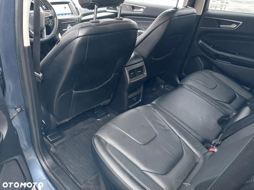 Ford Edge - 15