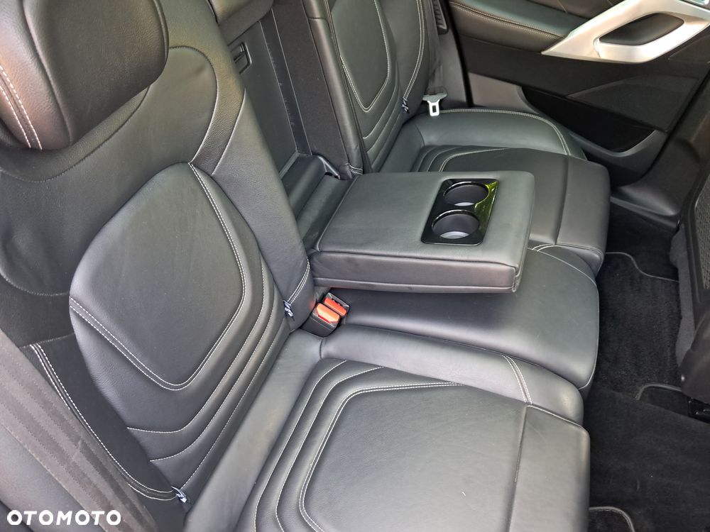 Citroën DS5 2.0 HDi Hybrid4 SoChic MCP - 9