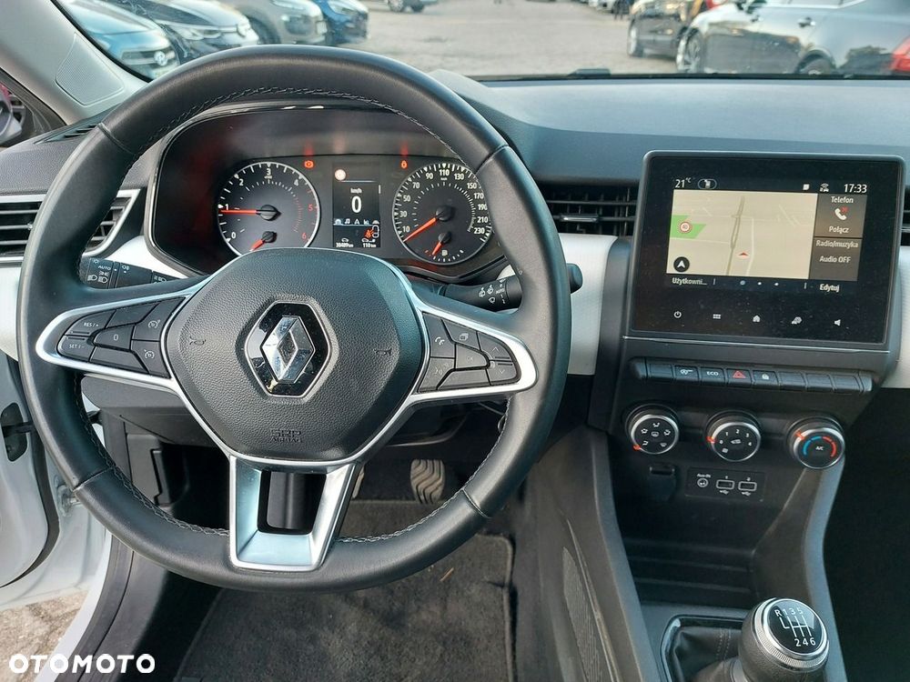 Renault Clio - 21