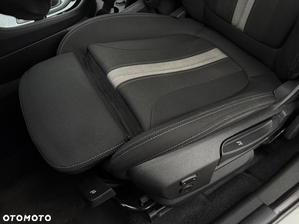 BMW Seria 2 220d xDrive Sport-Aut Advantage - 15