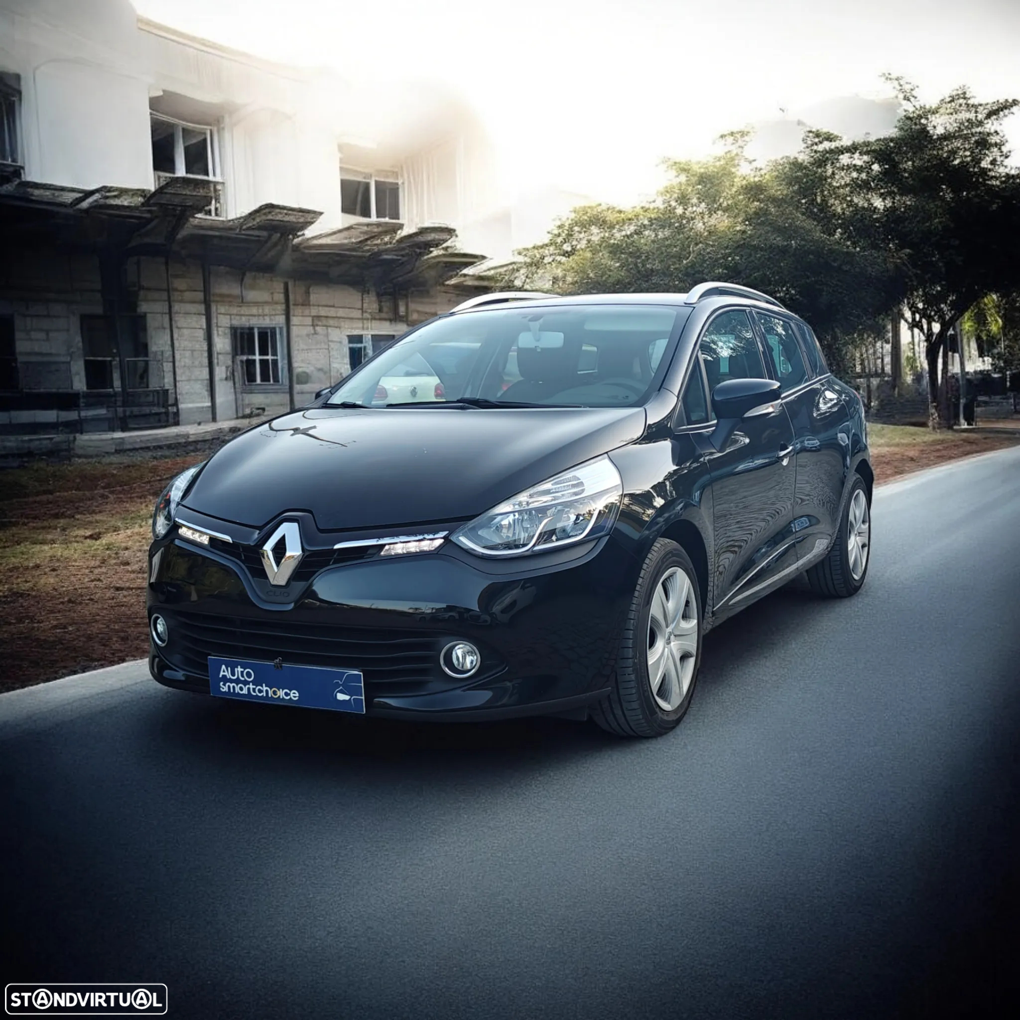 Renault Clio Sport Tourer 0.9 TCE Dynamique S - 2
