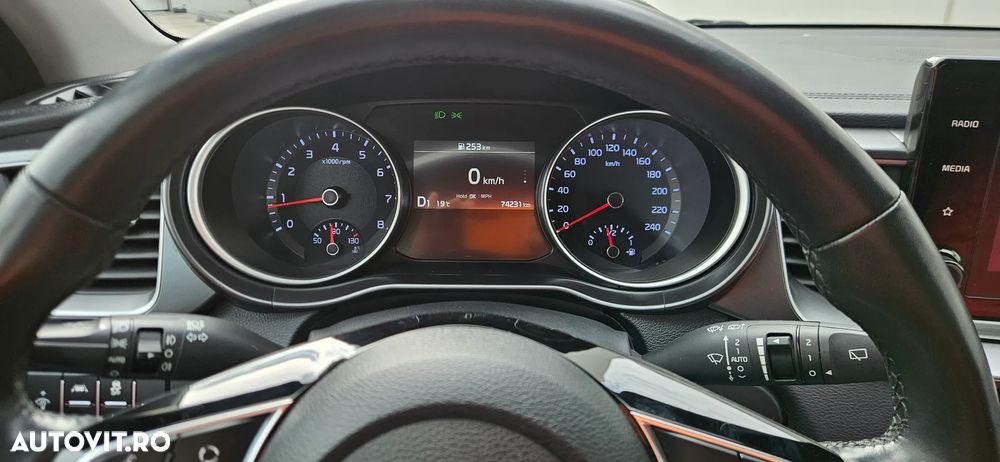Kia XCeed 1.5 T-GDI 7DCT City+ - 11