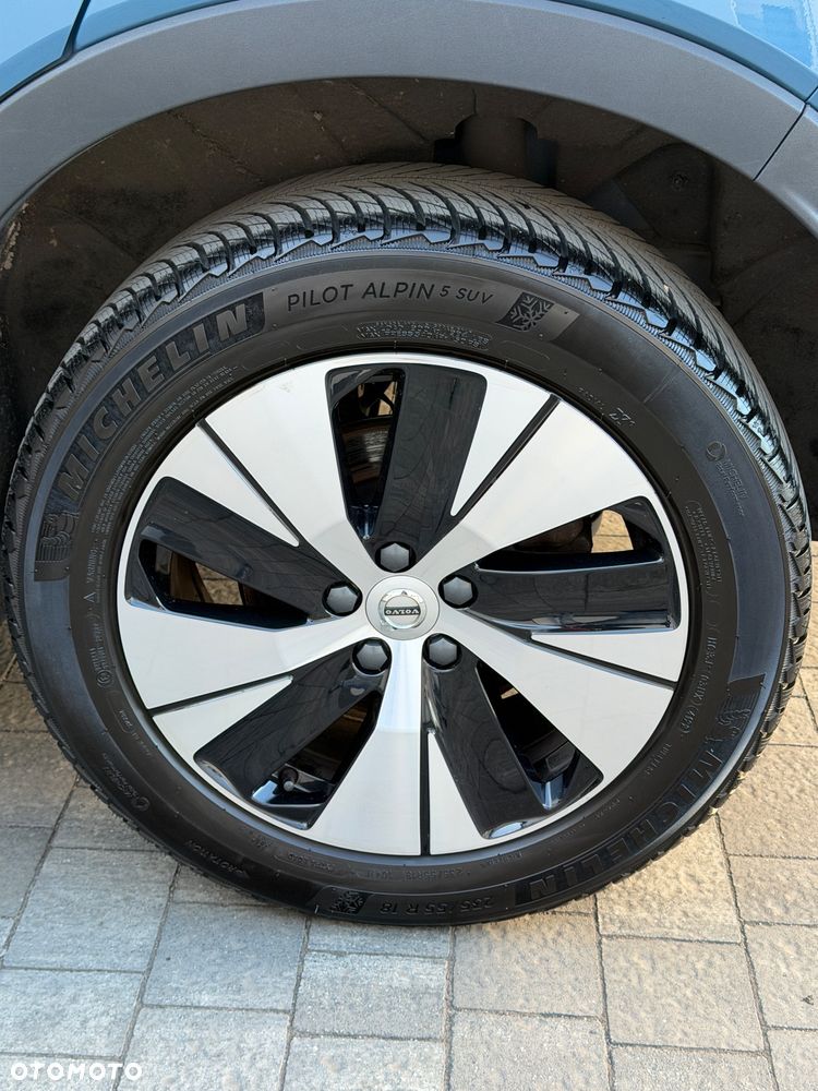 Volvo XC 40 B3 B DKG Plus Dark - 9