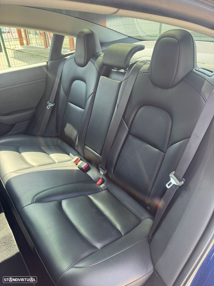 Tesla Model 3 Long Range AWD Dual Motor Performance - 17