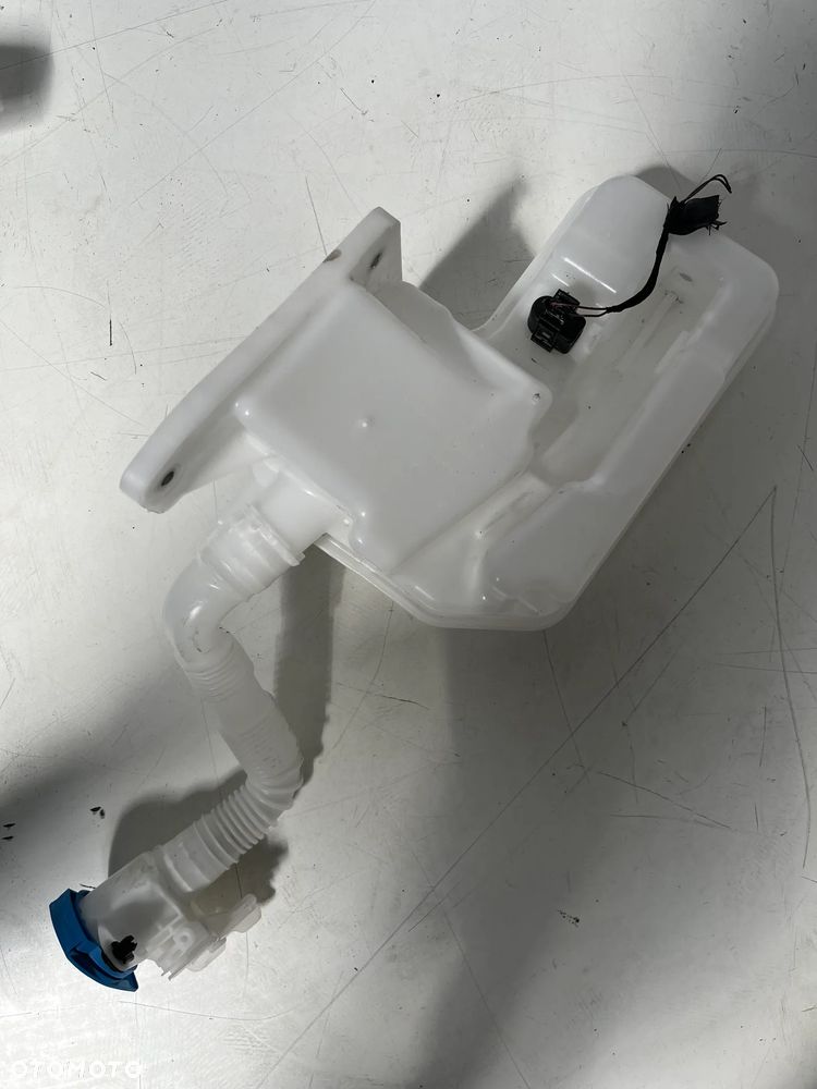 Zbiorniczek spryskiwaczy AUDI 5FF955453,5WA955453A - 1