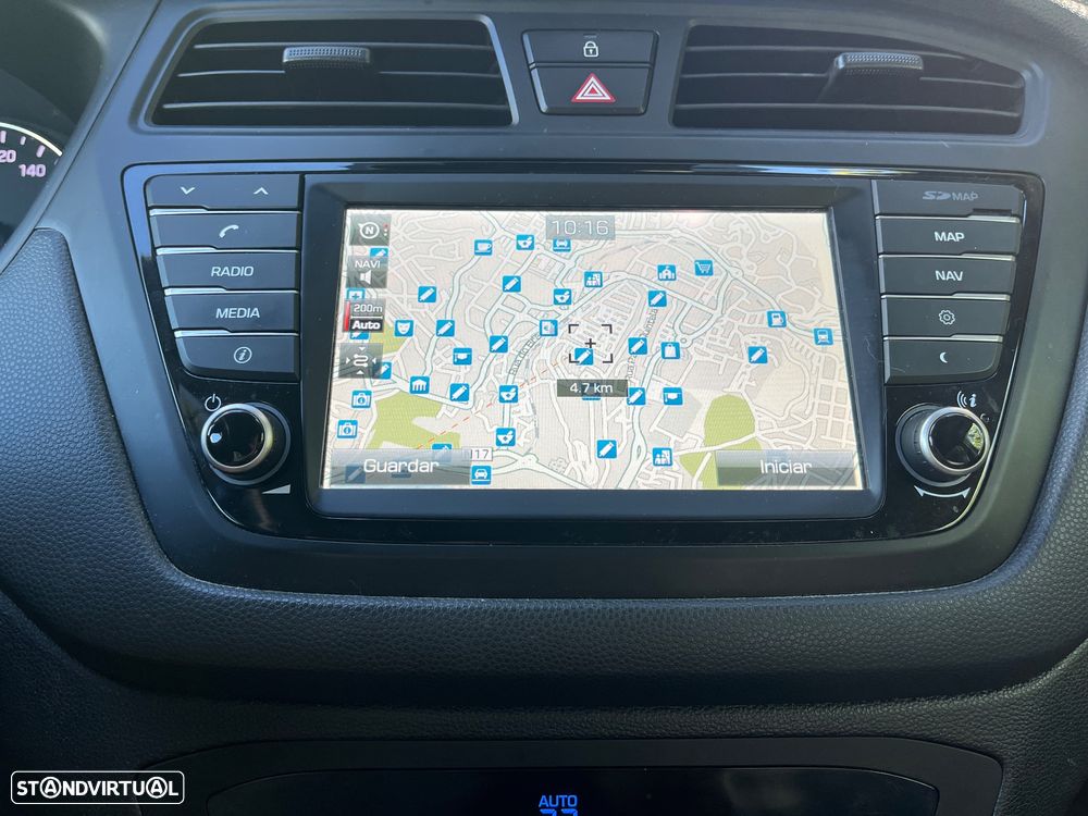 Hyundai i20 - 13