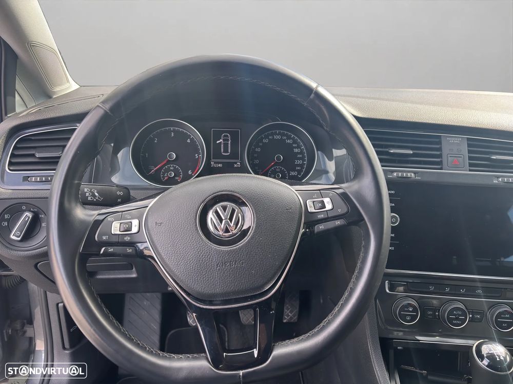 VW Golf Variant 1.6 TDi Confortline - 10