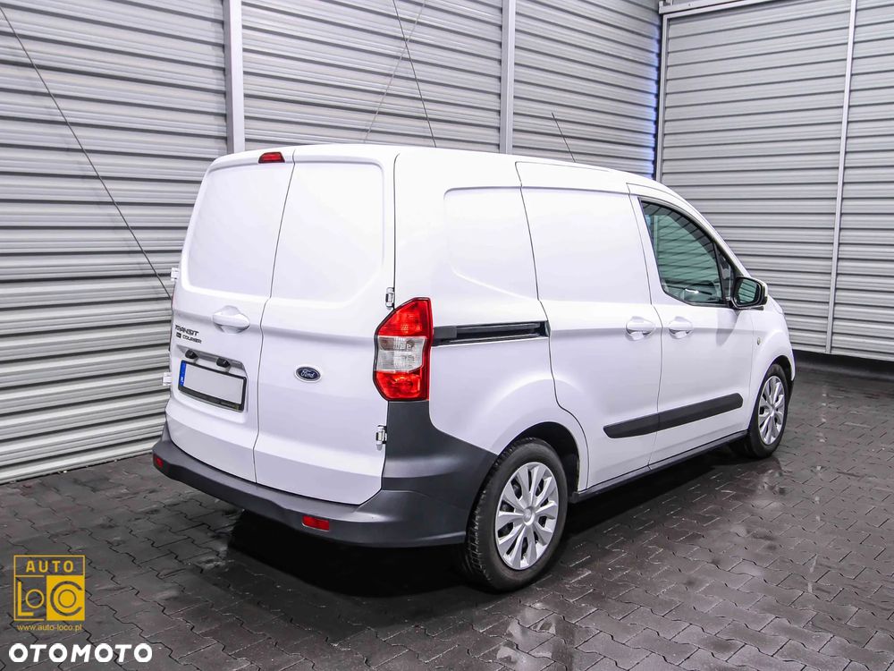 Ford TRANSIT COURIER FURGON - 4