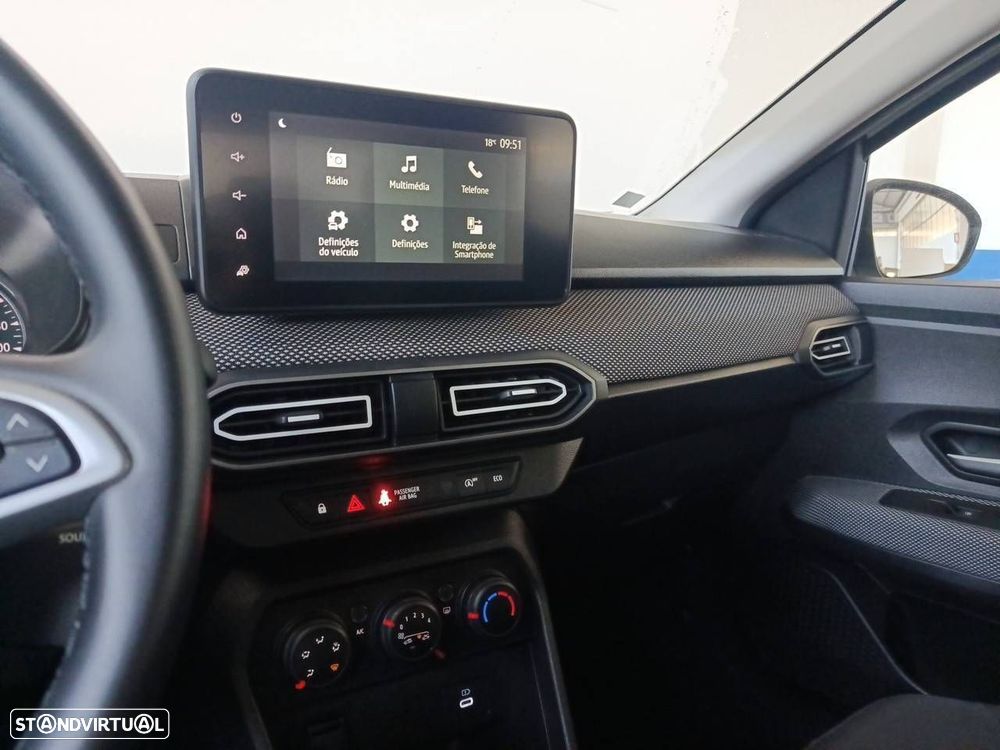 Dacia Sandero 1.0 ECO-G Essential Bi-Fuel - 21